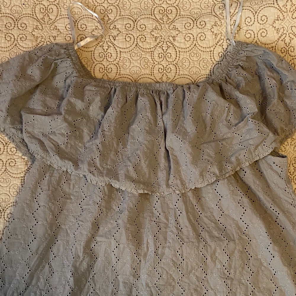 Grey top - Picture 2 of 3